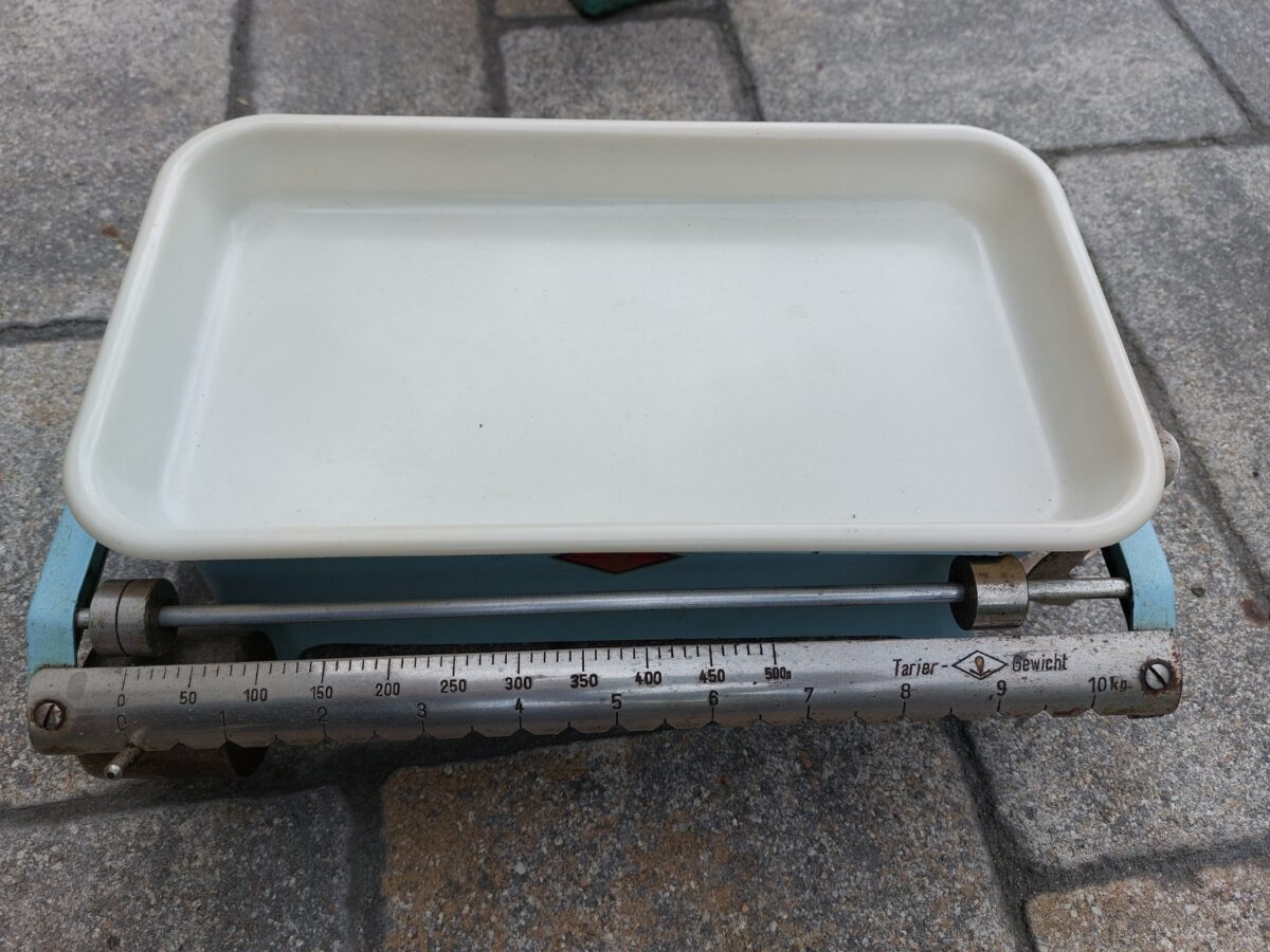 Vintage Küchenwaage aus der DDR