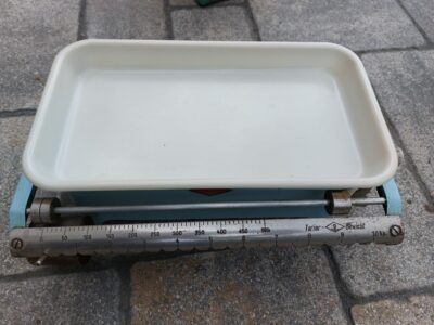 Vintage Küchenwaage aus der DDR