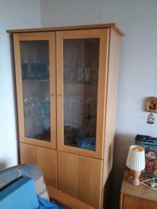 Glasvitrine Glasschrank Vitrine Wohnungsauflösung Zu verschenken Nur Abholung