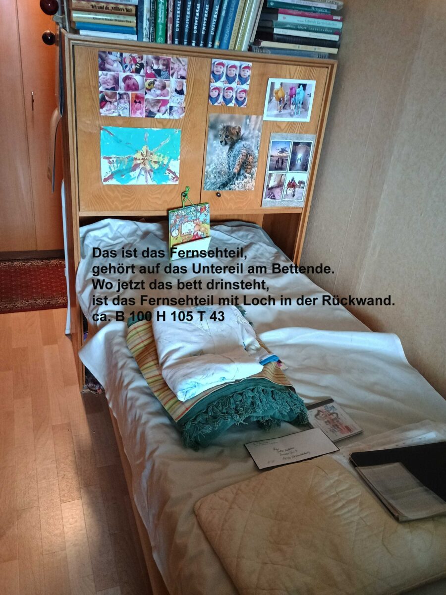 Hochwertige Schrankwand B 360 H 167 Sekretär Fernsehschrank u.a.