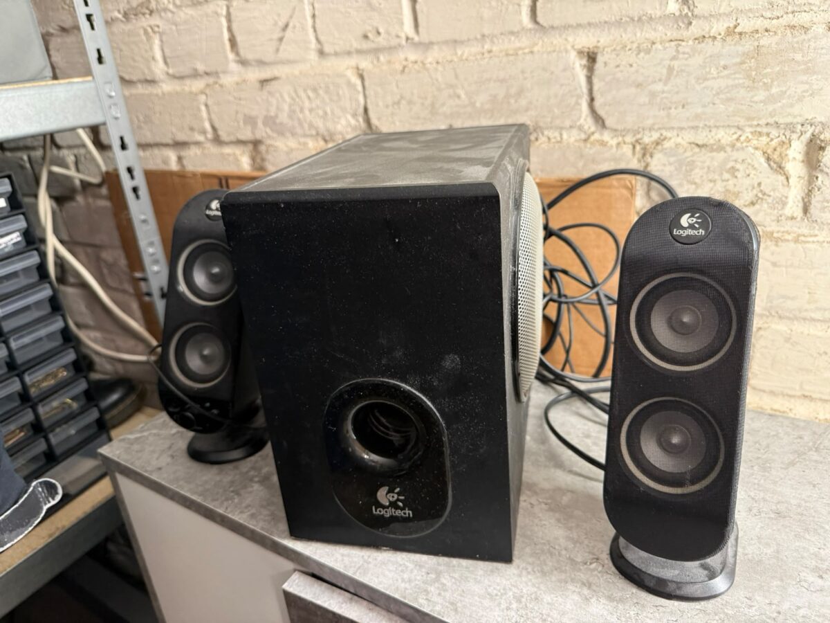 Logitech 2.1 PC-Lautsprechersystem mit Subwoofer